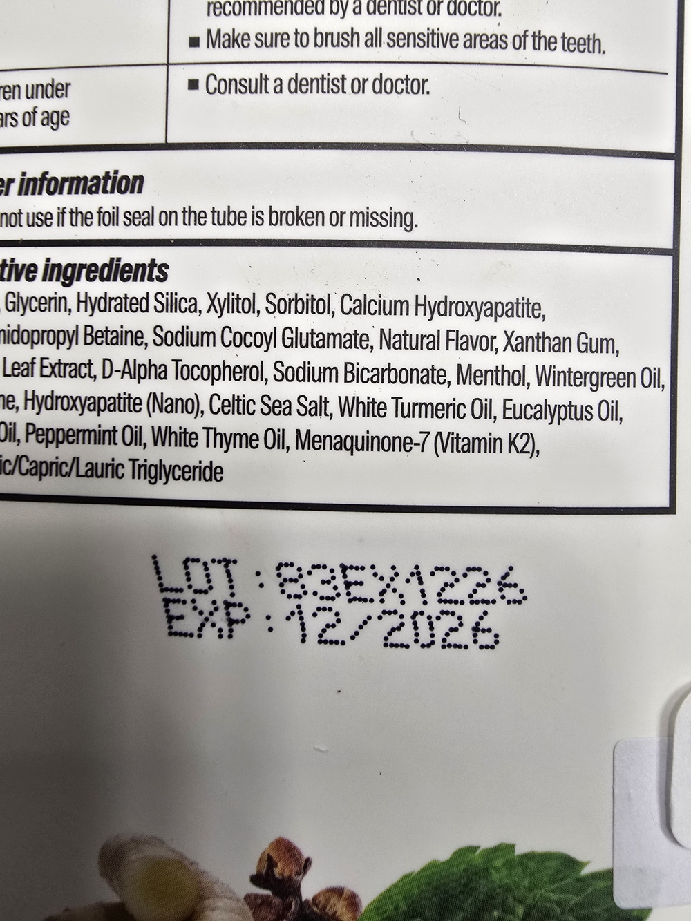 Sensitive Protection Toothpaste - Pink - Picture 2 of 4